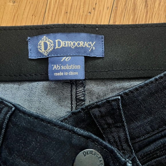 Women jeans - Picture 2 of 5